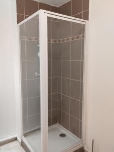 Studio centre Rouen rive gauche au pied du T4