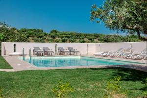 Mangie Villa Hersonissos - Private Pool, Sleeps 11