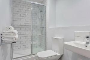 Modern & Spacious Apartment In Central Birmingham