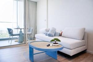 Sky Luxury Escape 1br VEHHA Hua Hin