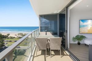 Level 11 Ocean view Escape