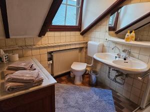 Haus am Burgturm Kronenburg - Ferienwohnung