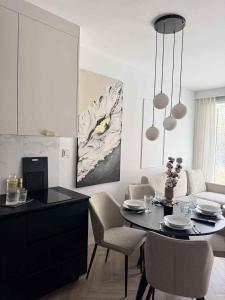 Nowy Nadmorski Apartament B5 z dużym ogrodem GĄSKI - przy MORZU 150m