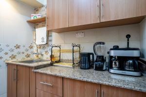 Charming 2Bed room Apt near UN HQ with Swimming Pool