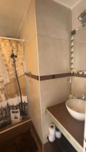 Cabaña en medio del bosque