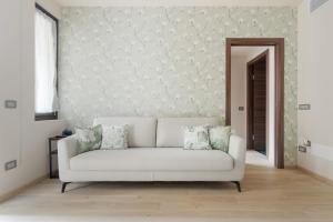 GuestHost - Central Apartment Milano Bullona