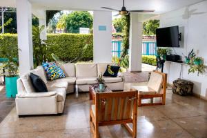 La Luisa Your retreat in Melgar with a private pool