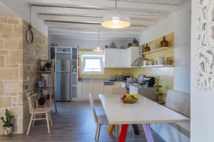 Mangie Villa Hersonissos - Private Pool, Sleeps 11