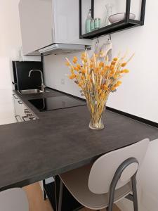 New and Cozy Apartment, walking distance to Olympic Village