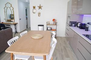Neenies Nerja - Carabeo Luxury Apartment