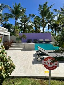 1BR Tracadero Lodge, beach access & full amenities