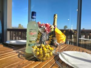 La Porte du Soleil - VUE MER - Plage à 2 Min - Terrasse et Clim - PET FRIENDLY - Offre Spéciale - HolyRiviera Services