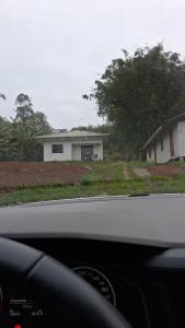 Proximo a praia da Gamboa com o sossego do campo