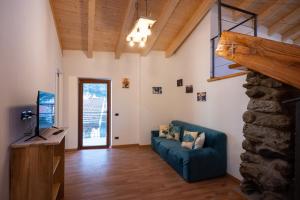 La Corte di Artemio, Ceto Ospitar