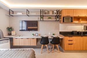 D505 Apartamento Luxo com Ar Condicionado - Próx Ibirapuera, Casv e Hospitais