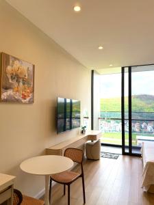 Wabi Sabi Homestay Icon 40 Ha Long