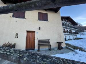 Petit Logement Cerise Lécrin dAri