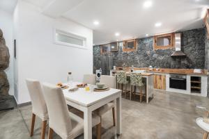 Luxury Home la Cueva del Guanche