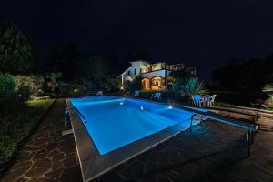 Daller Bianca by Whale Homes