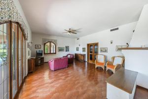 Daller Bianca by Whale Homes