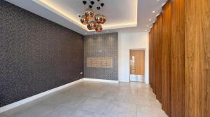 Premium 2-Bedroom Apartment in London with Easy City Access