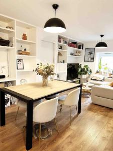 Charmant appartement cosy, tout équipé à Charbonnières