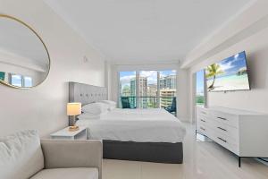 Family-Friendly Luxury Adjoining Suites Ocean View