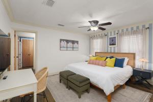 Ponces Paradise! Minutes to downtown and Beaches!