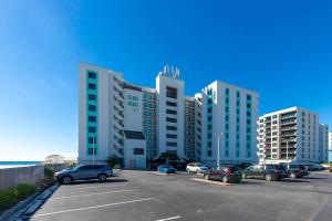 Island Winds East 210