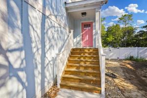 Dog Daze of Summer Pool and Dog Friendly Soundside