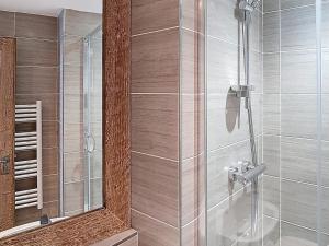 Appartement Rénové Centre Val dIsère - 6 Pièces, 10 Pers, Parking - FR-1-518-160