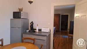 Au centre du village