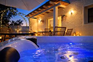 Romantica Corte dei limoni Piscinas