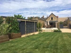 Charming Barn Conversion Idyllic Somerset Village
