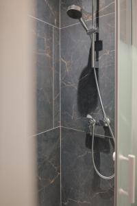 charmant studio avec terrasse exterieure - coeur de ville