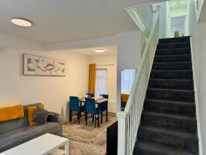 Cosy Retreat Your Home Away