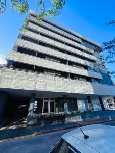 Depto con hermosas vistas, centro con solarium y seguridad