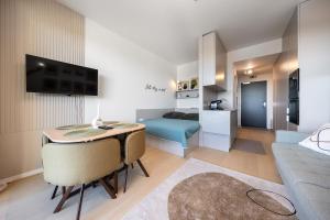 Design Studio - Pristavna, Bratislava & Parking