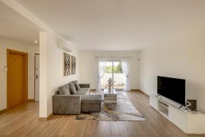 Bright & Airy 3BR Spacious Villa