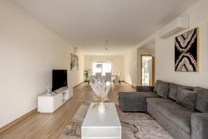 Bright & Airy 3BR Spacious Villa