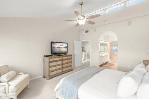 Siesta Breakers Penthouse on the Beach