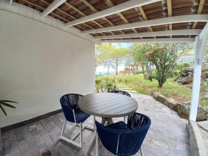 Condomínio de frente para o mar em Morro das Pedras - FTSs