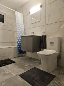 Serenity Home - Holiday Apt Larnaca