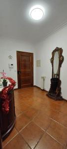 Quarto de Solteiro com varanda centro de Viseu