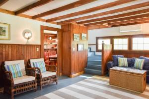 Private beach access Wrap around porch