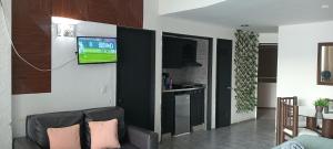 SUITE EN TORRES GEMELAS a pie de playa 1403 N