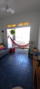 STUDIO CHARMOSO EM COPACABANA a UMA QUADRA DO POSTO 5