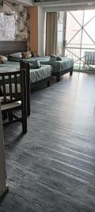 SUITE EN TORRES GEMELAS a pie de playa 1403 N