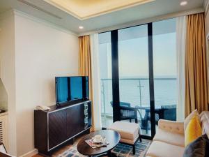 Aqualune Residence Beachfront