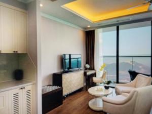 Aqualune Residence Beachfront